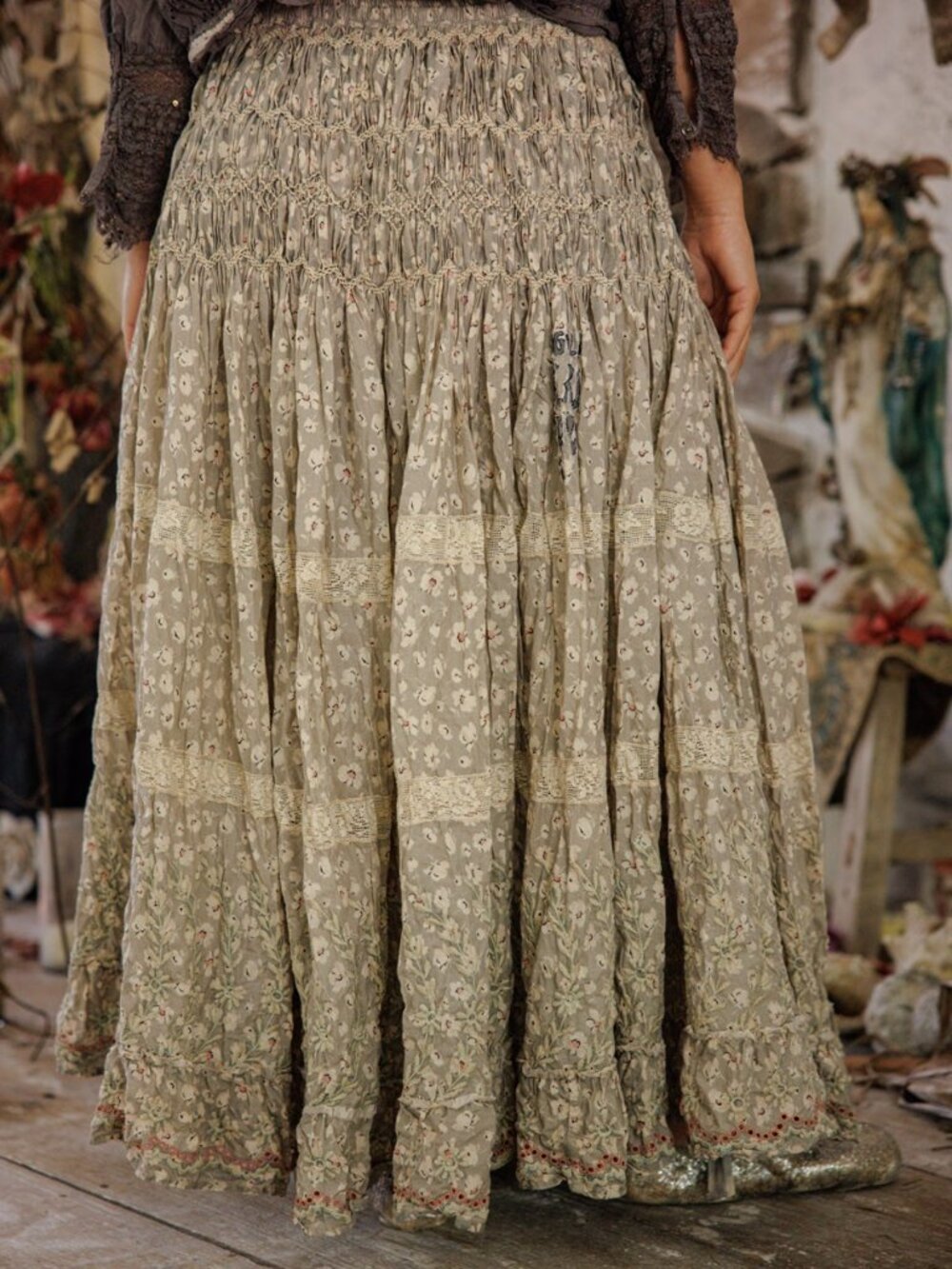 Magnolia Pearl Floral Chrystal Skirt